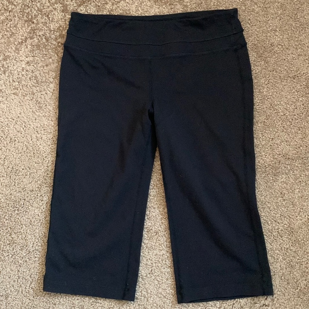 PrAna Capris stretch leggings Size Medium, black, good condition, see below